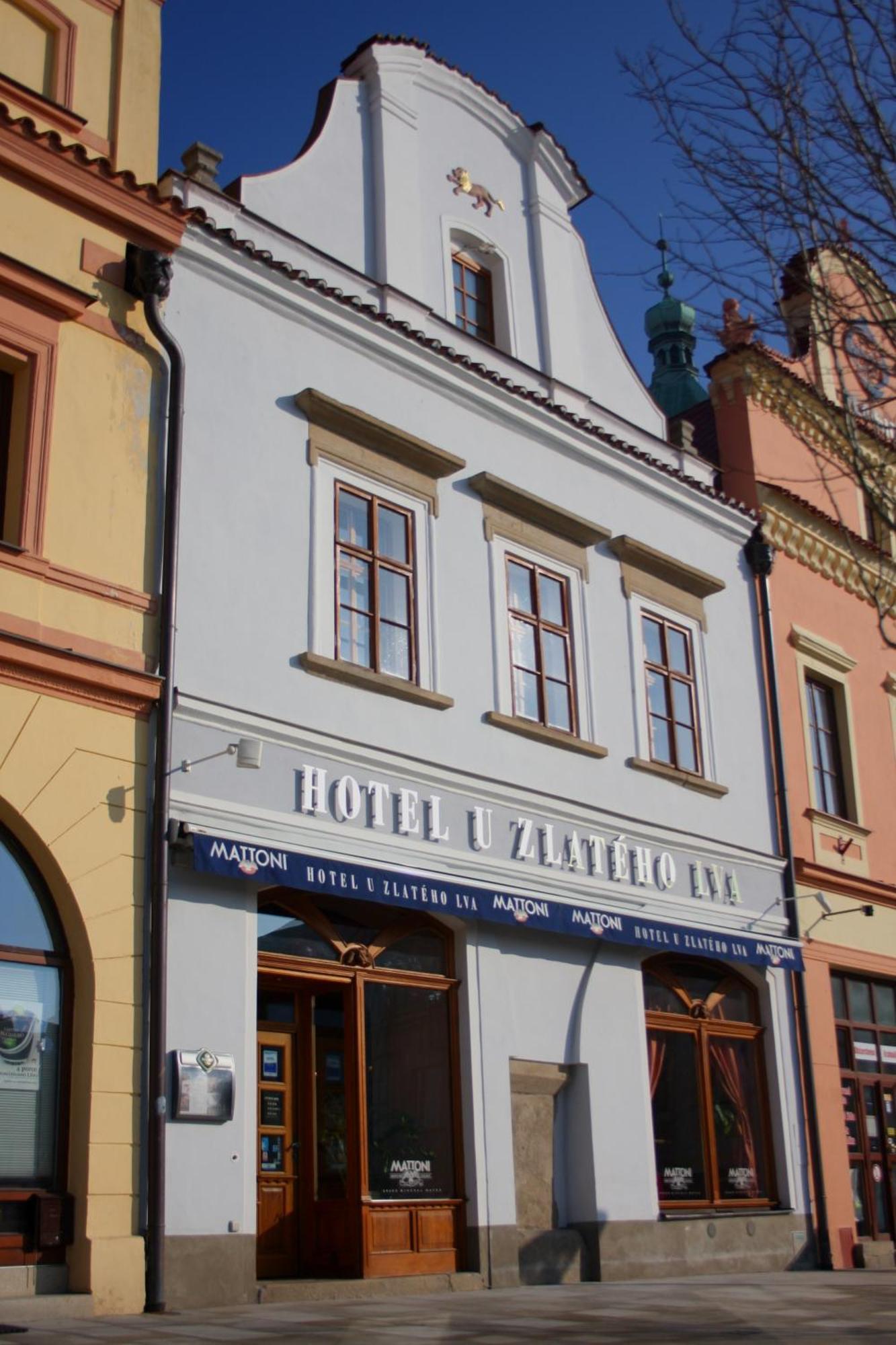 Hotel U Zlateho Lva Havlickuv Brod Exterior photo